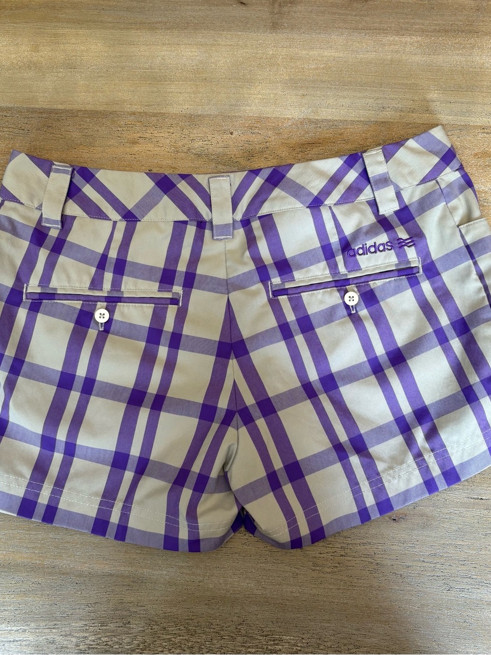 Adidas Women’s Plaid Golf Shorts Purple Khaki Size 6 Y2K Preppy Blokecore - Picture 3 of 10